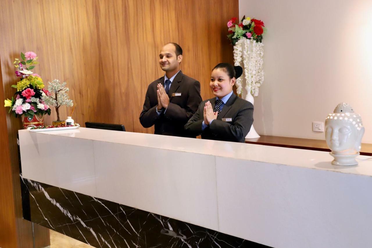 Quality Inn Patria Suites, Rajkot Eksteriør bilde